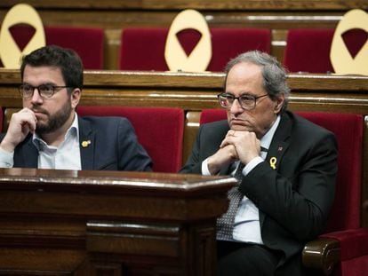 Catalan premier Quim Torra (r) and his deputy Pere Aragones.