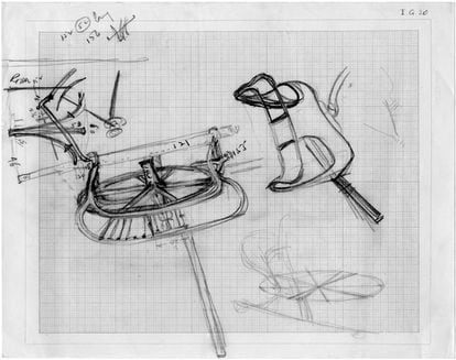 Carter's drawing of fragments of carts from                Tutankhamun's tomb. 