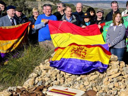Relatives of Jack Edwards, accompanied by well-wishers at the foot of Suicide Hill on the Jarama battlefield.