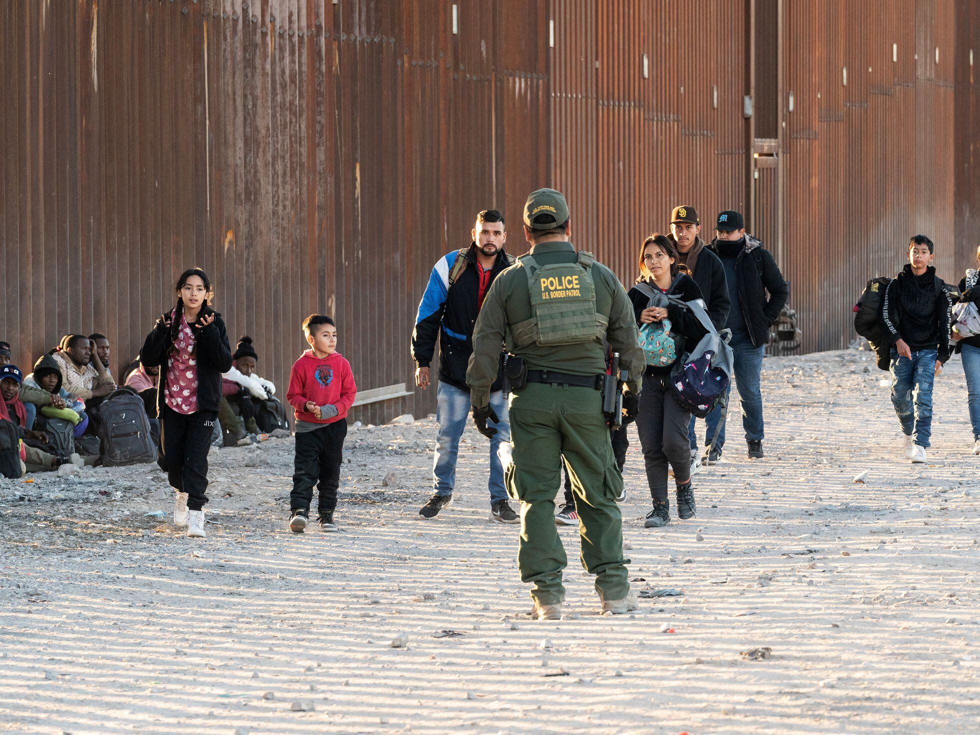 Florida sending Border Patrol agents to U.S.-Mexico border