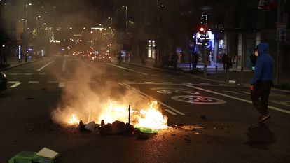 The protests on Madrid's Gran Vía on Saturday night.