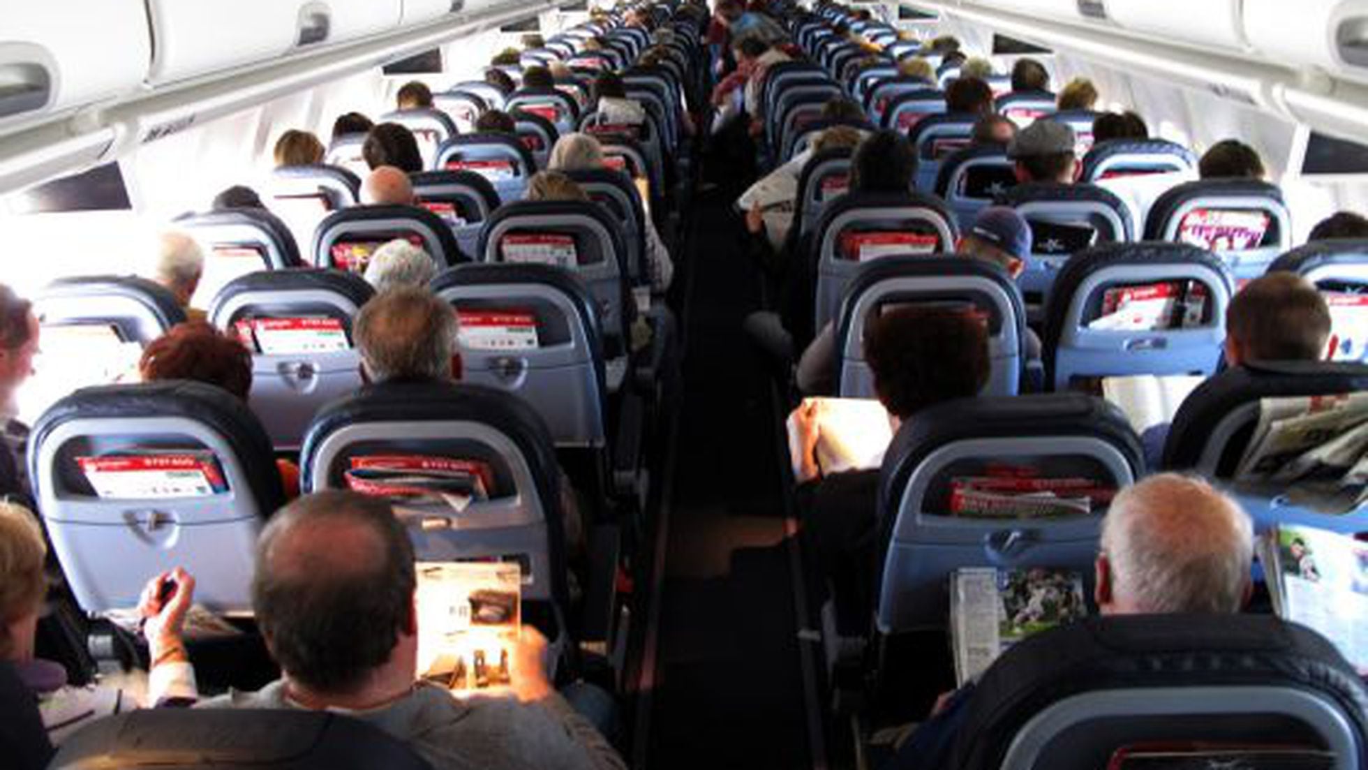 Ergonomics Expert Designs the Perfect Airplane Seat