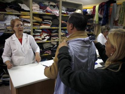 Inside the Red Cross charity shop in the Madrid satellite town of Alcorc&oacute;n.