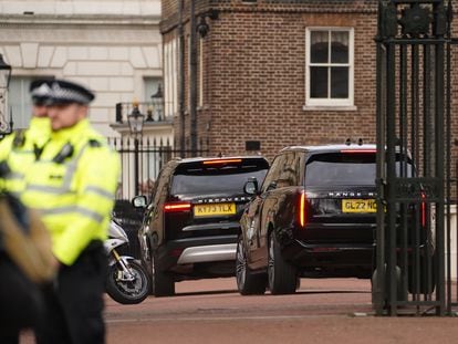 Two black SUVs, believed to be carrying Prince Harry, arrive at Clarence House, London. February 6, 2024.