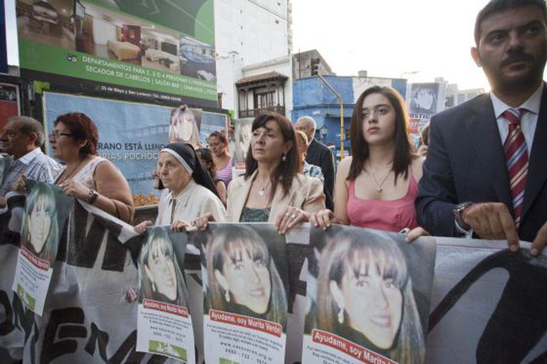 Susana Trimarco and her granddaughter Micaela march in a demonstration in Tucumán.