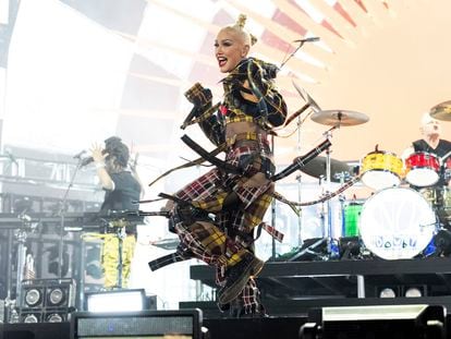 Gwen Stefani and No Doubt during their concert on the second day of Coachella 2024.