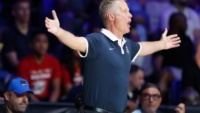 U.S. basketball coach Steve Kerr during the Spain-U.S. game in preparation for the World Cup on Sunday at the Martin Carpena Pavilion in Malaga.