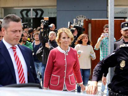 Former Madrid premier Esperanza Aguirre leaves court on Thursday.