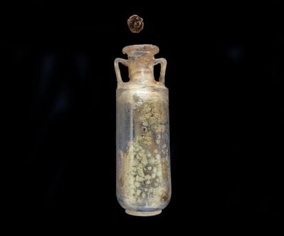 A solidified Roman-era perfume found in Carmona, in the Spanish province of Seville, by the research team at the University of Córdoba.