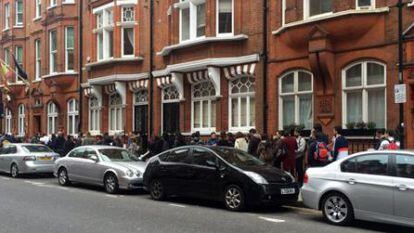 Lineups outside the Spanish consulate in London.