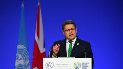 Honduras' President Juan Orlando Hernandez presents his national statement as a part of the World Leaders' Summit at the UN Climate Change Conference (COP26) in Glasgow, Scotland, Britain November 1, 2021.
