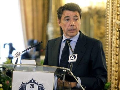 Madrid regional premier Ignacio González wants to layoff some 1,100 workers from Telemadrid.