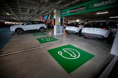 Several electric vehicles for rent at the Palma de Mallorca airport, last Thursday.