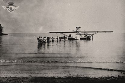 An Atlántida Patrol seaplane is towed at Santa Isabel, on the island of Fernando Poo (now Bioko) off the western coast of Africa. AIR ARMY HISTORICAL ARCHIVE