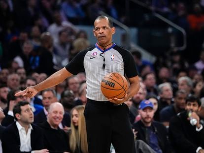 Referee Eric Lewis gestures during the first half of Game 5 of the NBA basketball Eastern Conference semifinal between the New York Knicks and the Miami Heat on May 10, 2023, in New York.