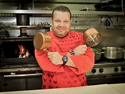 The chef Alberto Chicote, in promotional photo from Kitchen Nightmares.