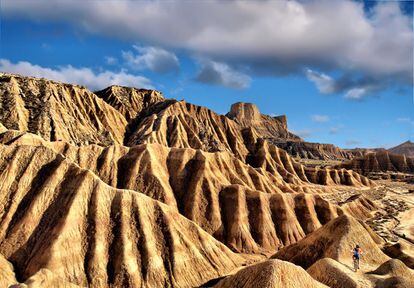 These miniature, desert-like badlands in northern Spain are unique due to their location in a region that is much better known for its wet and green landscapes. Erosion from wind and rainfall have carved out surfaces that are commonly referred to as “elephant hides.”