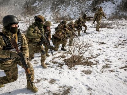 Ukrainian reservists undergo combat training in Ukraine's eastern Donbas region.
