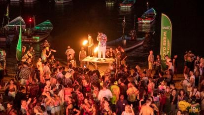 One of the famous full moon parties on Koh Phangan. 
