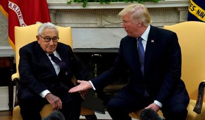 Donald Trump greets Kissinger in the White House; October 2017.