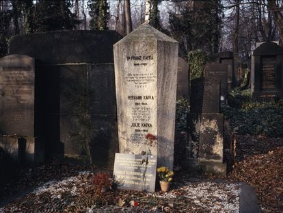 Franz Kafka’s grave in the Prague cemetery.