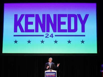 Presidential candidate Robert F. Kennedy Jr. speaks at a Hispanic Heritage Month event at Wilshire Ebell Theatre on September 15, 2023 in Los Angeles, California.