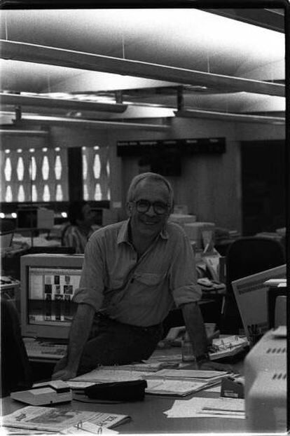 Forges at the EL PAÍS newsroom in 1995.