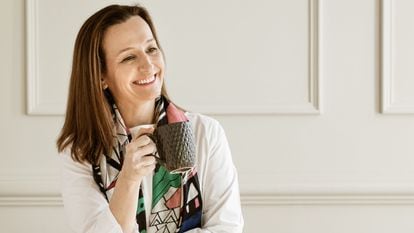 Barcelona-born Carmen Romero, 49, is a child psychologist, expert in stimulation and early care, certified educator in Positive Discipline and infant sleep coach.