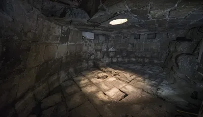 The dungeons of the Tullianum, where Vercingetorix was held prisoner.