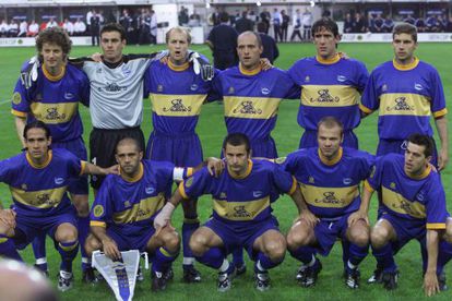 The Alav&eacute;s team that narrowly lost to Liverpool in the 2001 UEFA Cup final.
 