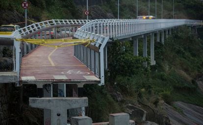 The cycle path in Rio that collapsed last week.