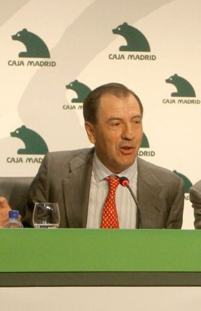 Ildefonso Sánchez Barcoj, pictured here in 2009, is one of people on the list of credit card holders.