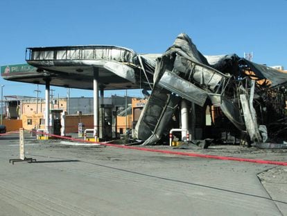 The blaze destroyed the filling station in Ciudad Juárez.