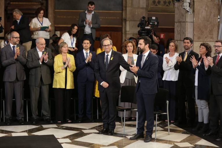 Premier Quim Torra (c) with his new Catalan regional government.