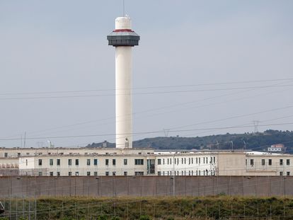 Picassent prison in Valencia, where 155 coronavirus cases have been detected.