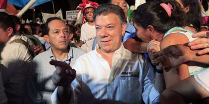Juan Manuel Santos greets supporters in Villavicencio on Tuesday.