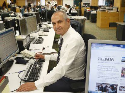 Antonio Caño in the EL PAÍS newsroom.