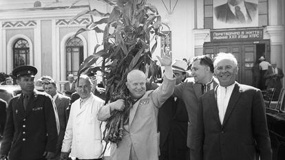 Nikita Khrushchev (c) in an undated image. In 1954, the Soviet leader gave Crimea to Ukraine to celebrate the tercentenary of the union between that country and Russia.