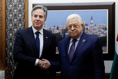 U.S. Secretary of State Antony Blinken meets with Palestinian President Mahmoud Abbas, amid the ongoing conflict between Israel and the Palestinian Islamist group Hamas, at the Muqata in Ramallah in the Israeli-occupied West Bank, November 5, 2023.