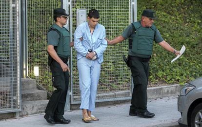Mohamed Houli Chemla, who was injured in an explosion while making bombs, is transfered on Tuesday morning to Spain's High Court.