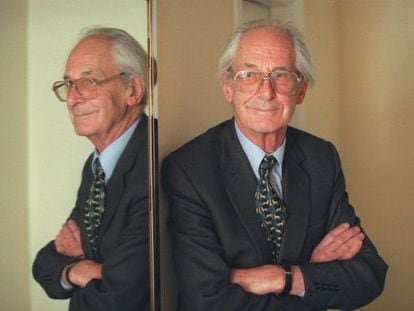 Raymond Carr photographed in Madrid in 2001.