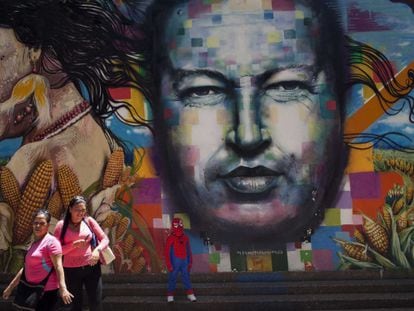 A mural of Chávez at the Fine Arts Museum in Caracas.