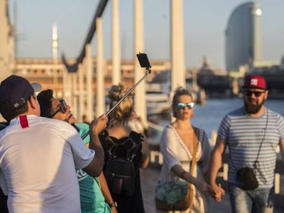 Tourists at the port of Barcelona.