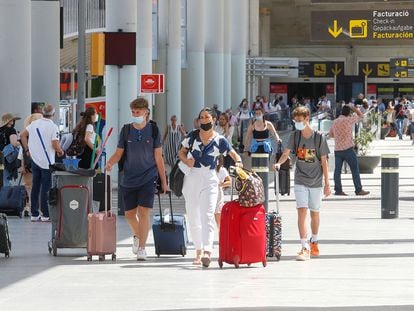 British tourists arrive in Palma de Mallorca on Wednesday.