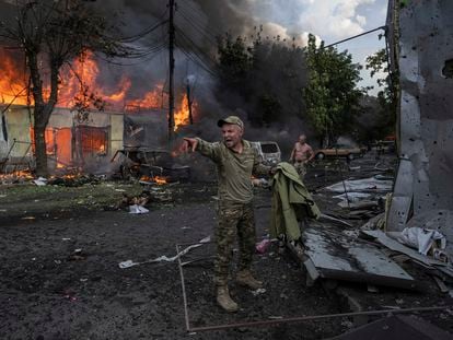 A Ukrainian soldier during a rescue operation, following explosions in Kostiantynivka on September 6, 2023.