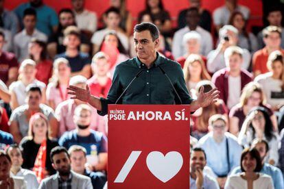 Caretaker Prime Minister Pedro Sánchez during a campaign rally for the upcoming November 10 elections, in Mislata, Valencia.