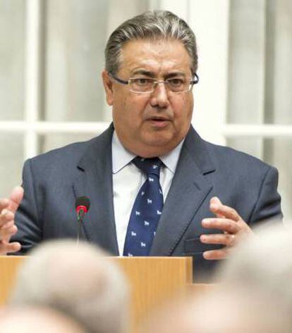 Spain's Interior Minister Juan Ignacio Zoido has warned that the Spanish government will take all steps necessary to stop a planned independence vote in Catalonia.