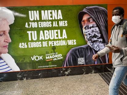 A Vox billboard against migrant minors in Madrid.