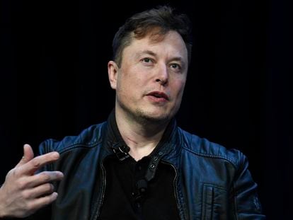 Tesla and SpaceX CEO Elon Musk speaks in Washington, in 2020.