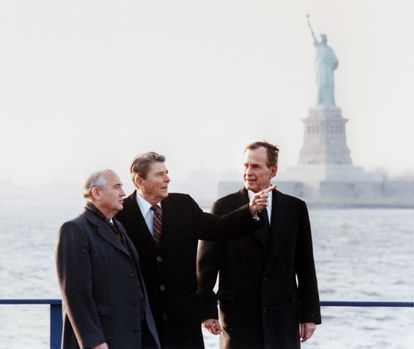 When President Ronald Reagan and Vice President George Bush met with Mikhail Gorbachev in New York during a 1985 visit by the Soviet leader, Reagan quipped, “I bet the hawks in both our countries will squirm when they see us shaking hands.”